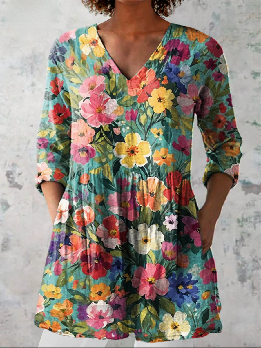 Keira | Wide Blouse with Striking Design