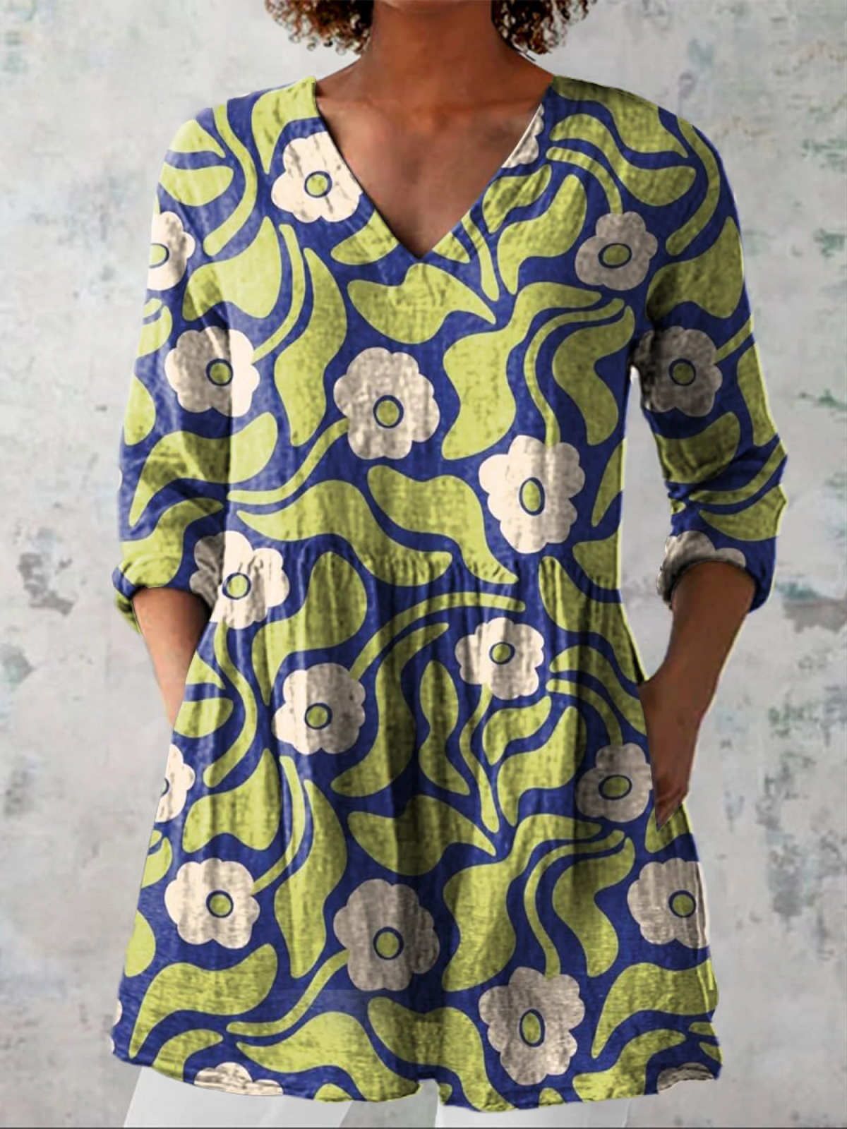 Talia | Long Blouse with Vibrant Print