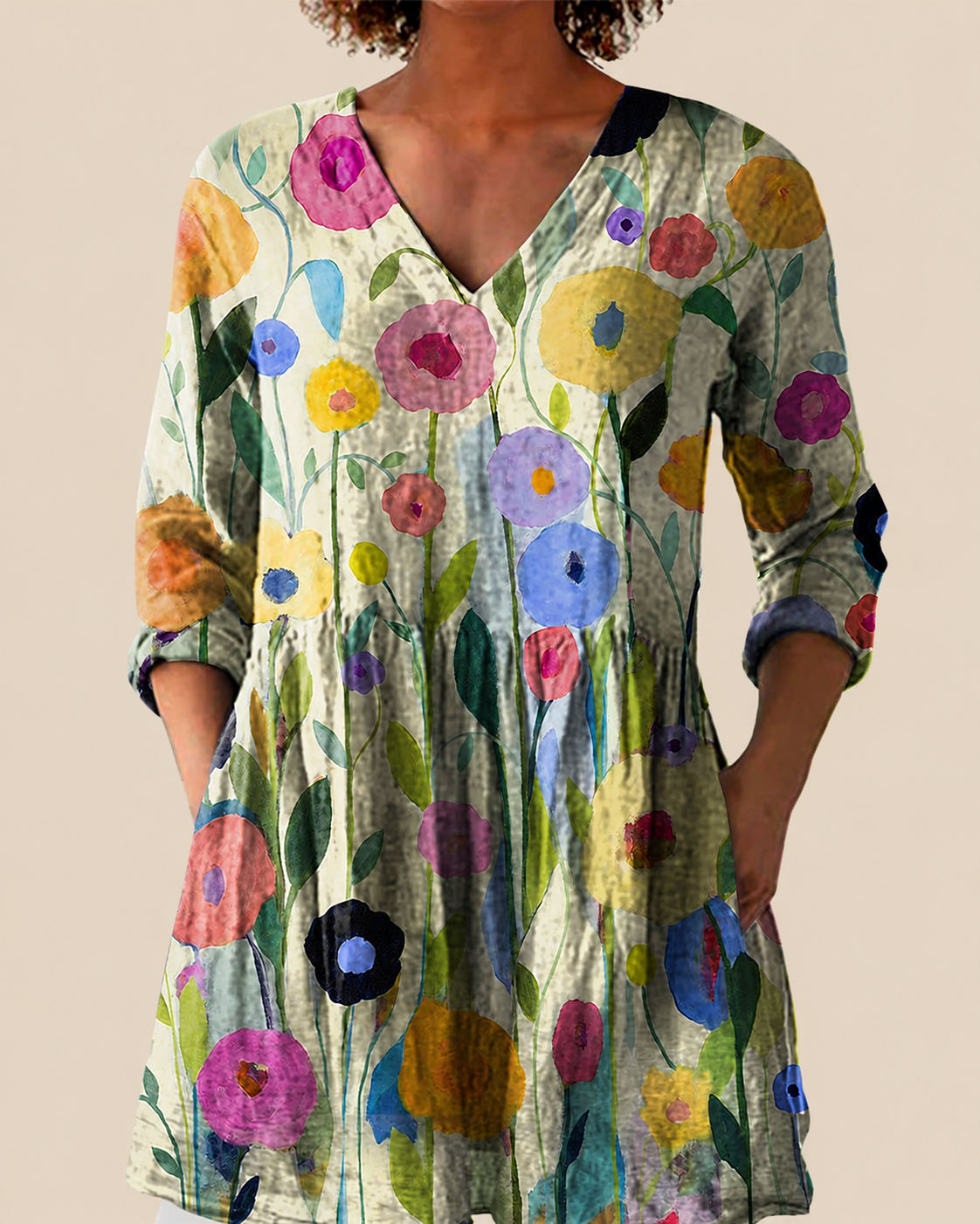 Remi | Loose blouse with eye-catching design