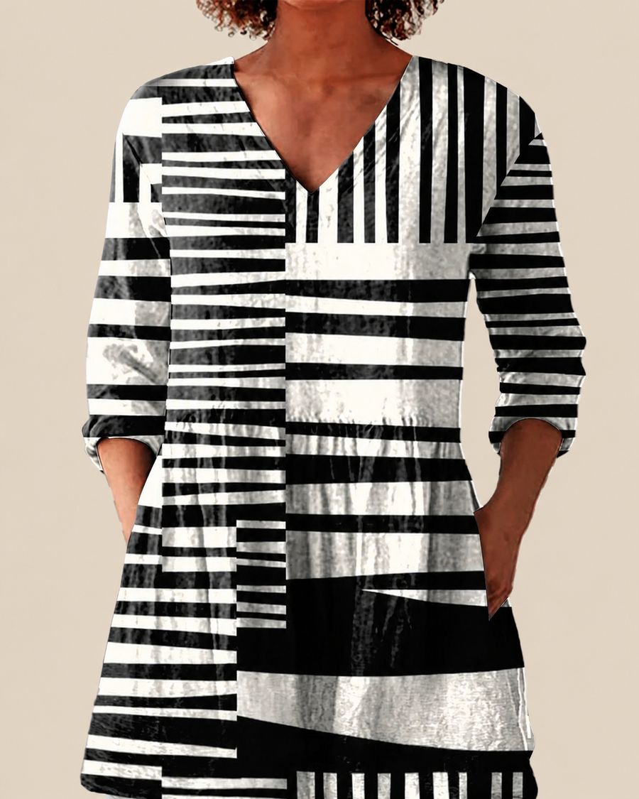 Quinn | Loose Blouse with Vibrant Design