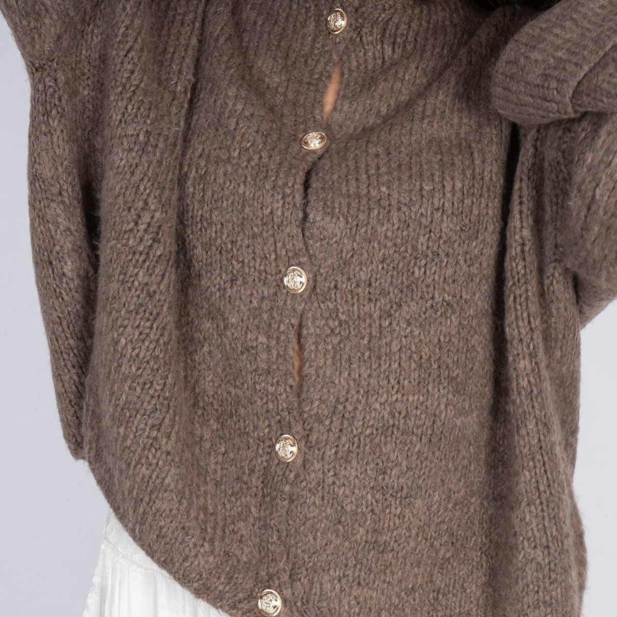 Oversize soft-sleeve cardigan