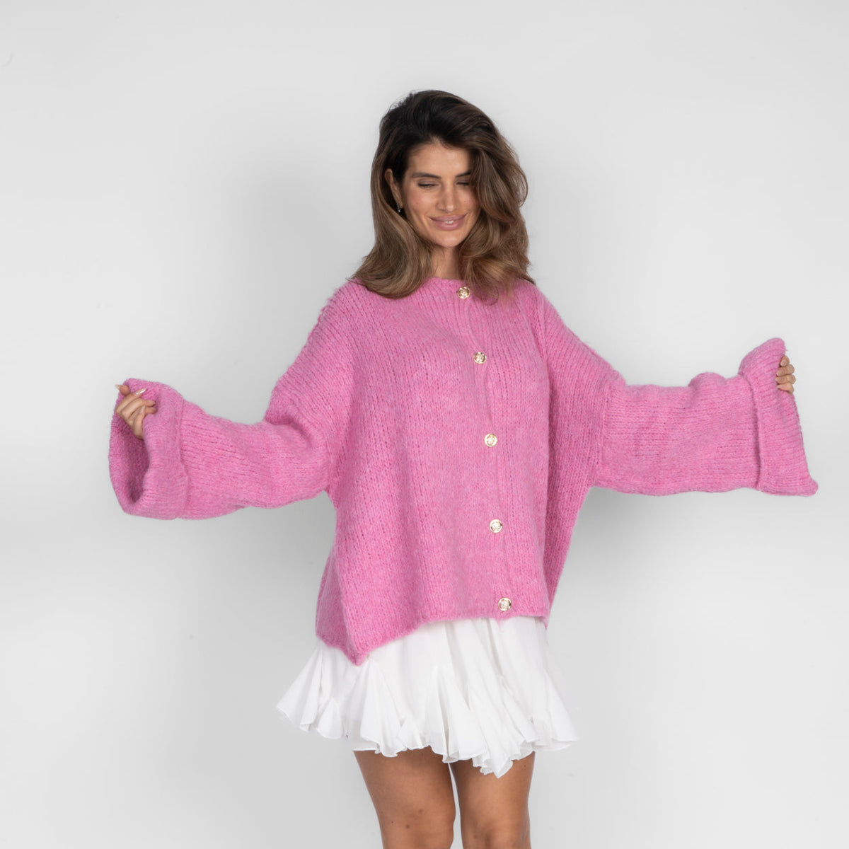 Oversize soft-sleeve cardigan
