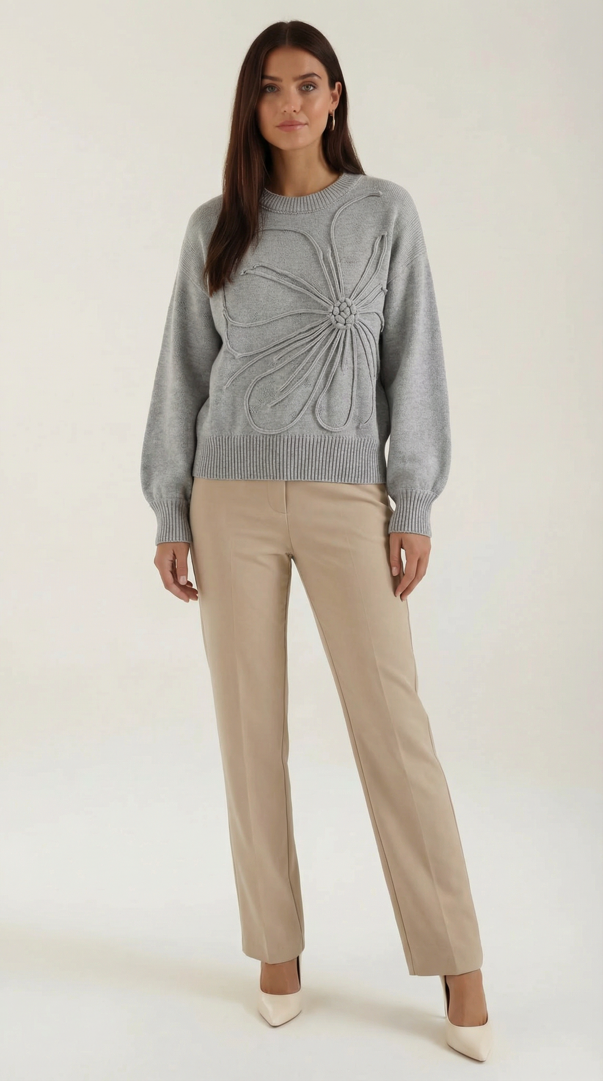 Knitted sweater with floral design