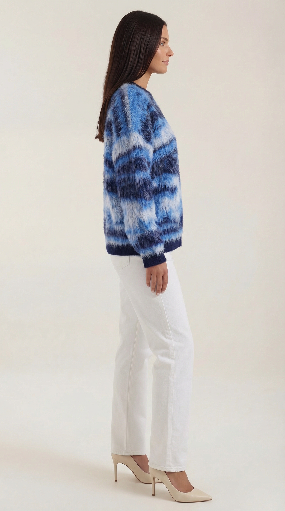 Long knit sweater with printed design