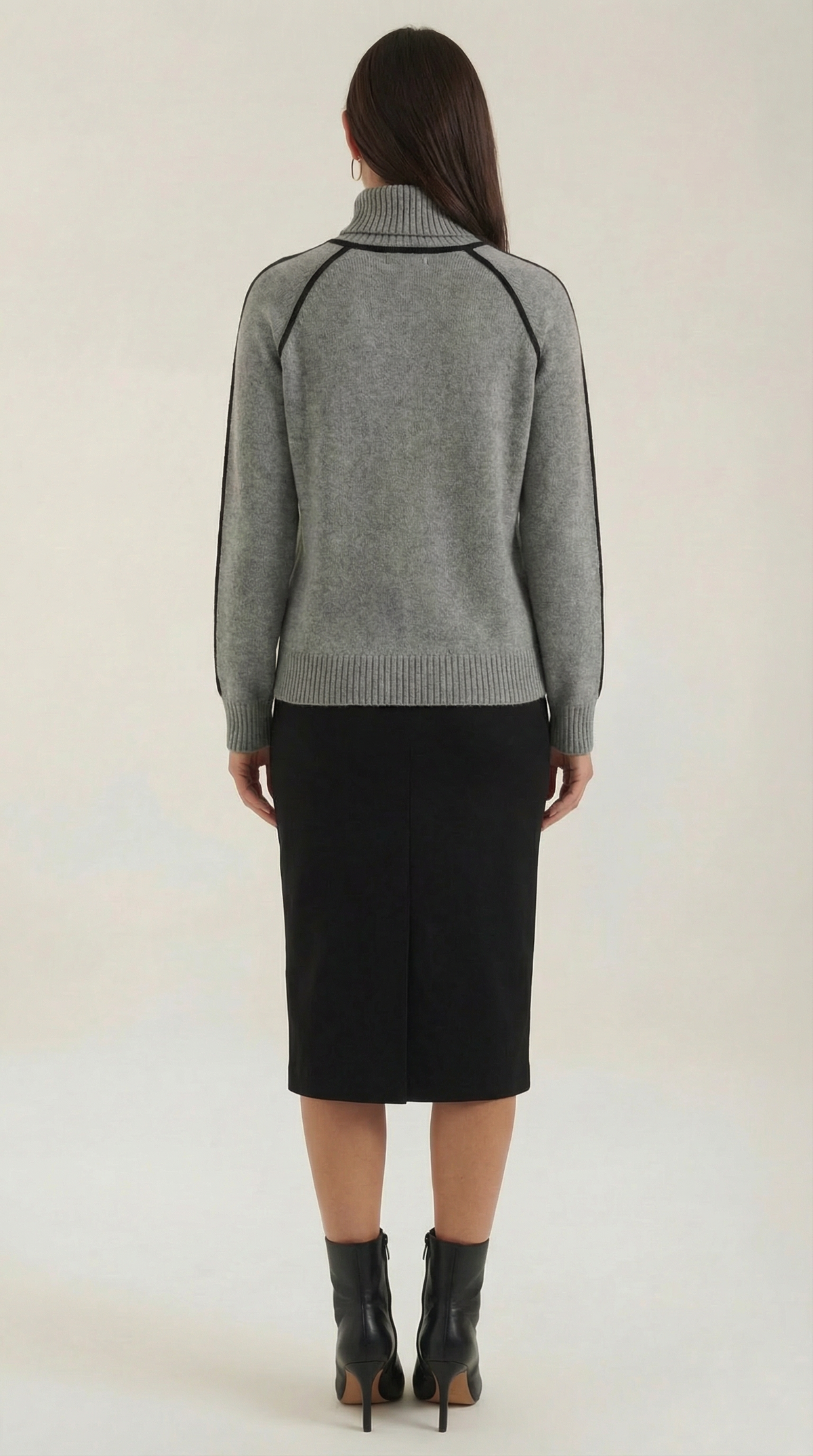 Roll-neck jumper with contrast detailing