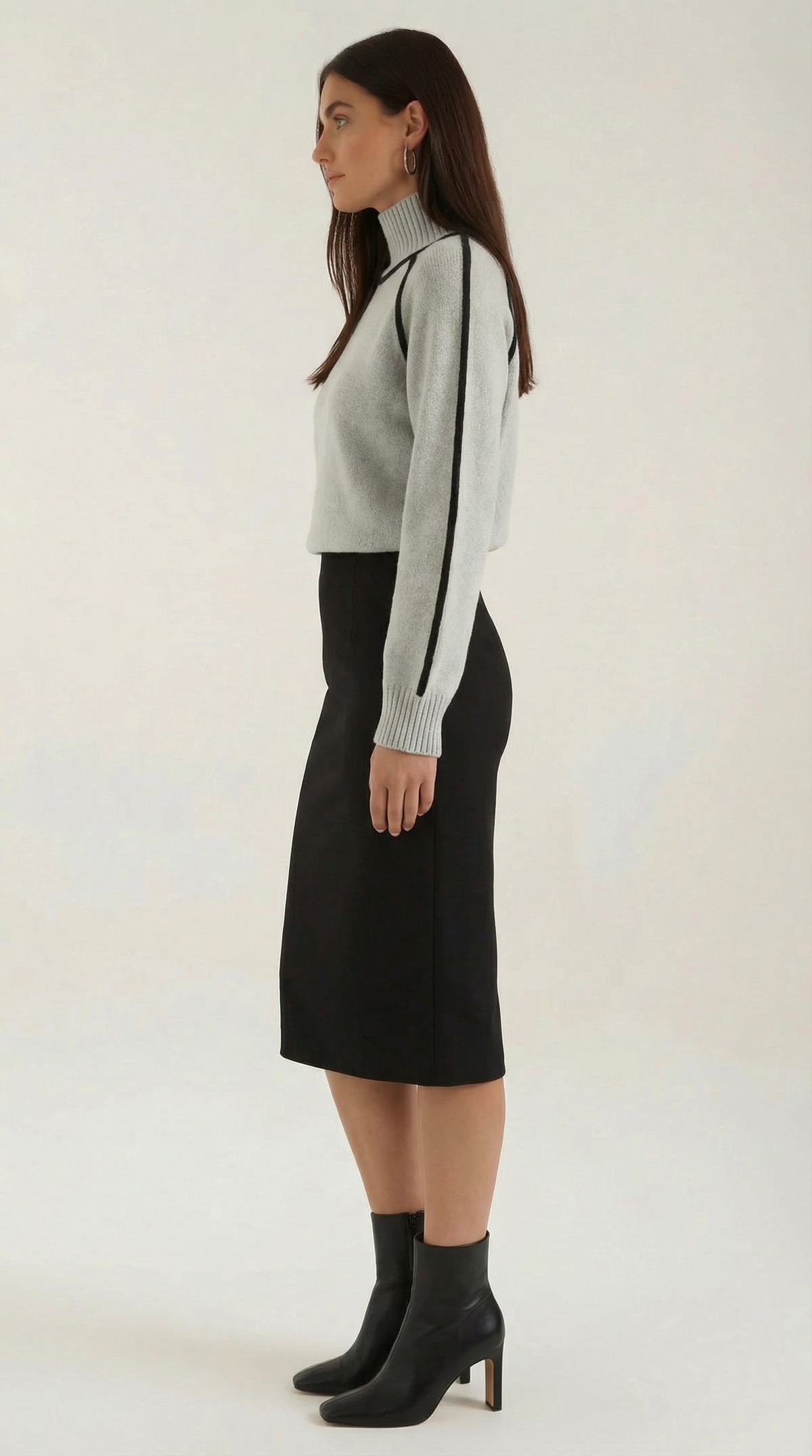 Roll-neck jumper with contrast detailing