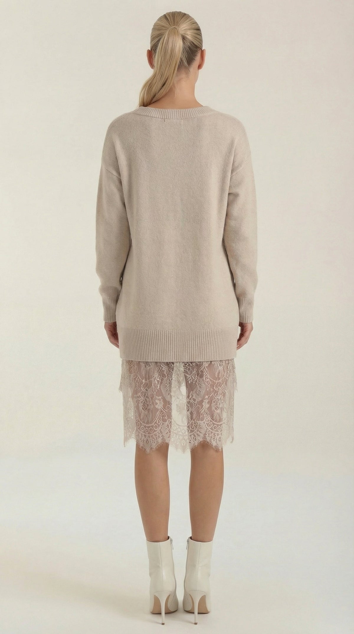 Rosemary knit dress with lace details
