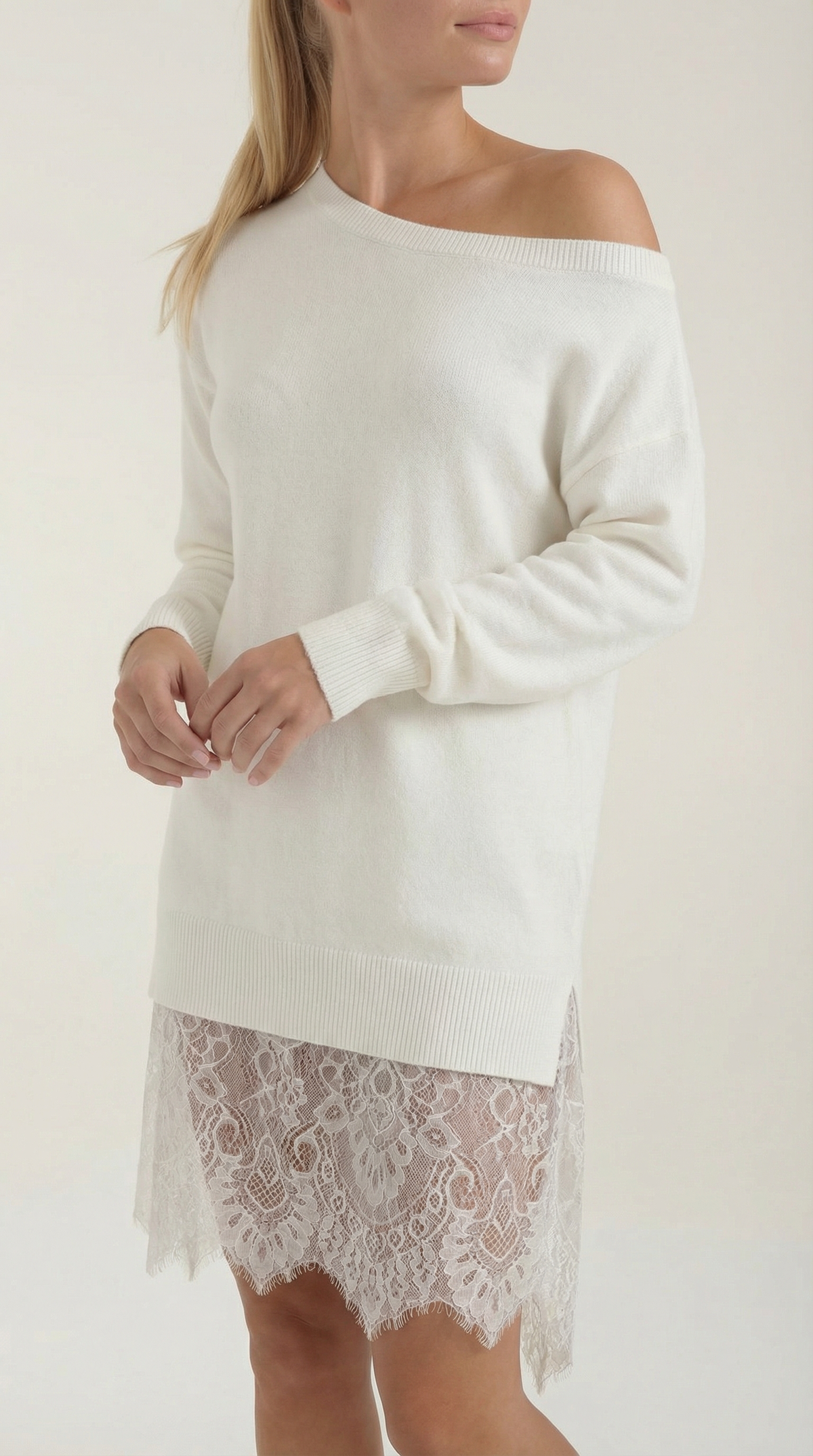 Rosemary knit dress with lace details