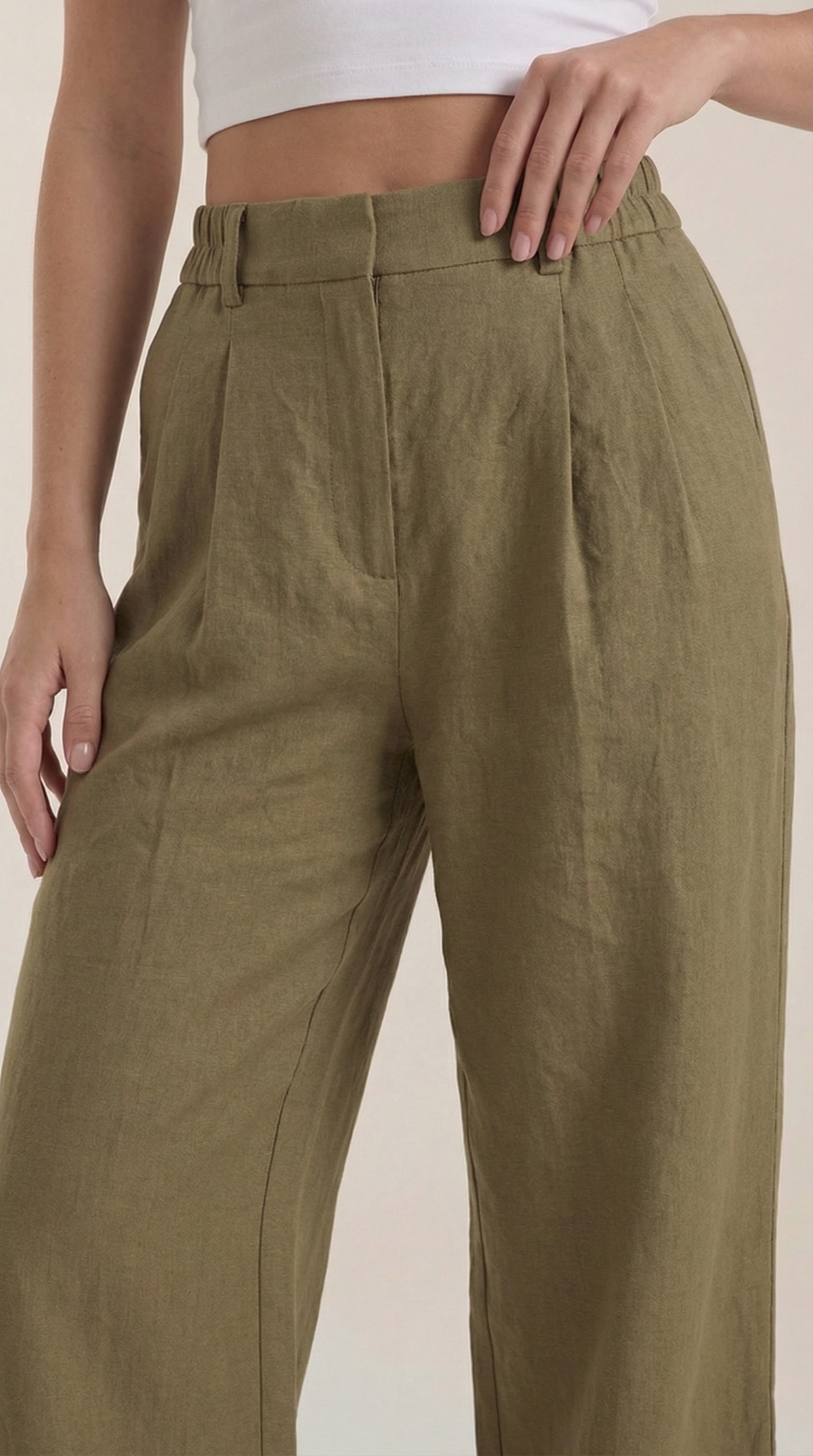 Courtney High-Waisted Pleated Trousers